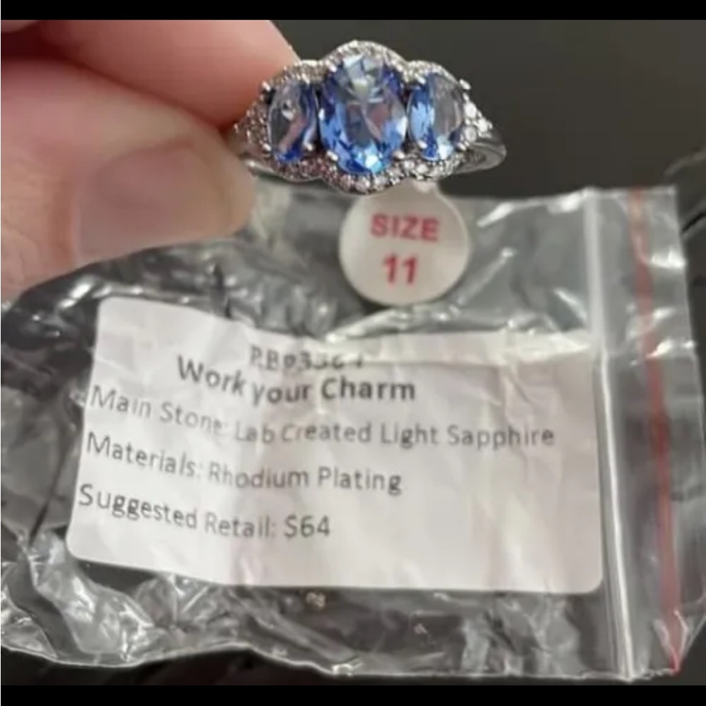 Ring Bomb Party Work your charm ring